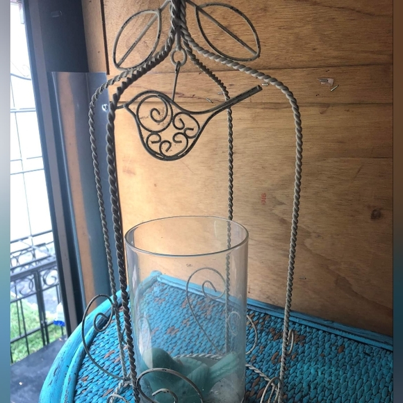 Very cute White Iron Bird Candle Holder - Picture 2 of 2